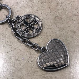 Tory Burch Logo & Heart Key Fob/Chain